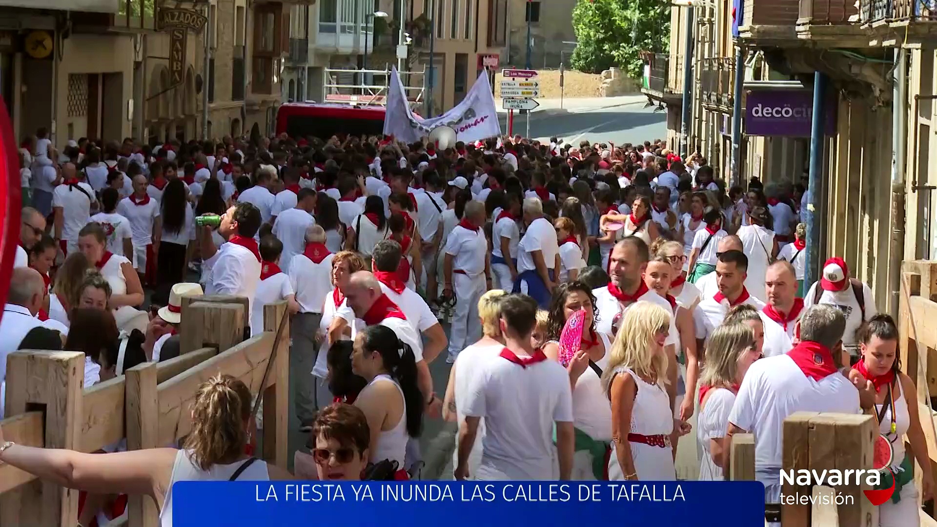 La Peña El Empuje prende la mecha de las fiestas de Tafalla