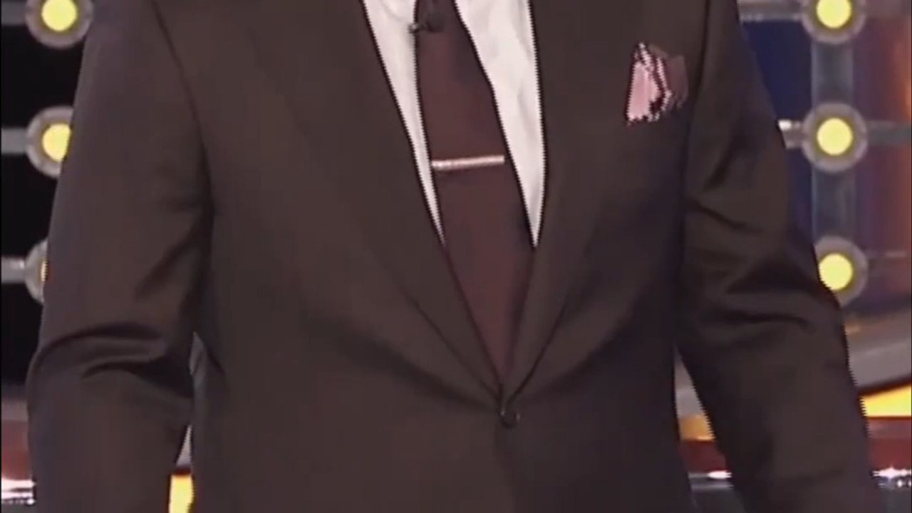 Wild Fight Shocks Steve Harvey on Family Feud