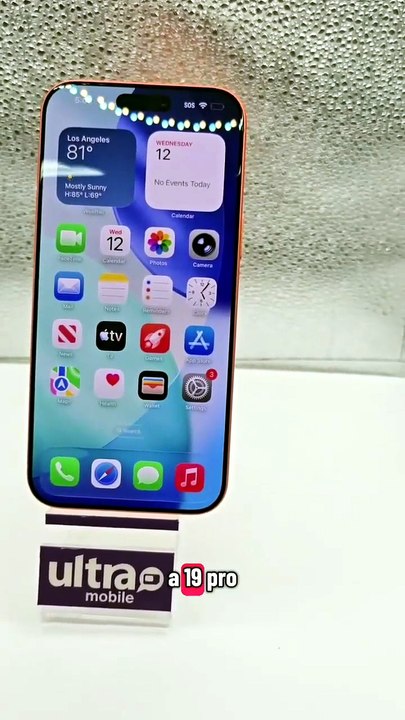 iPhone 17 Pro Max Unboxing & Hands-On! Available NOW at DU Mobiles 📱
