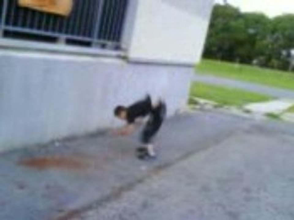 Salto contre un mur