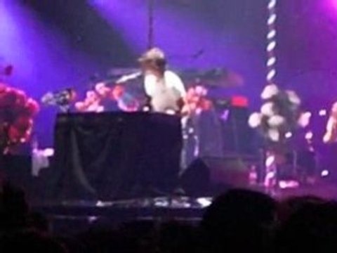 Mika Grace Kelly version française aux francos