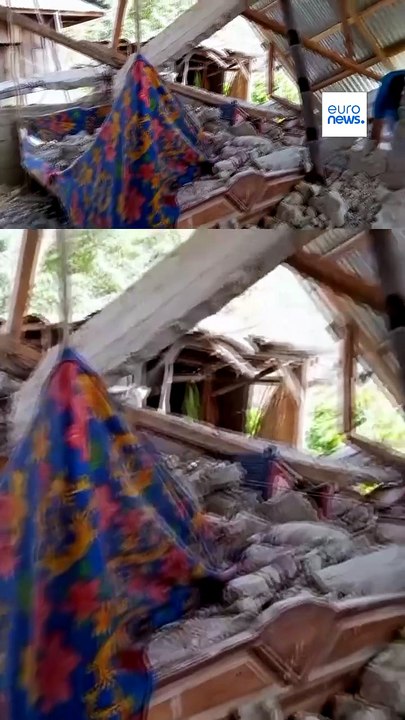 Ισχυρός σεισμός 7,7 Ρίχτερ πλήττει την Ινδονησί...