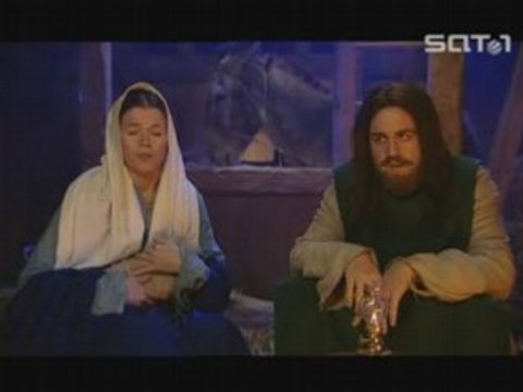 Froehliche Weihnachten mit Anke Engelke, Bastian Pastewka