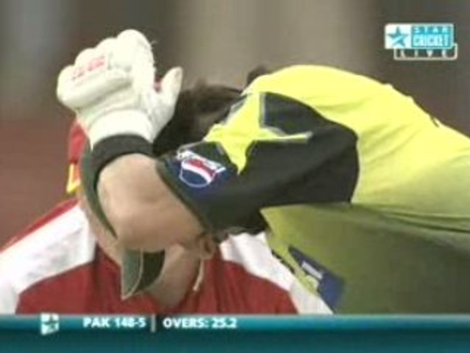 Hong Kong vs Pakistan | Nadeem Ahmed | 26th Over | (32)