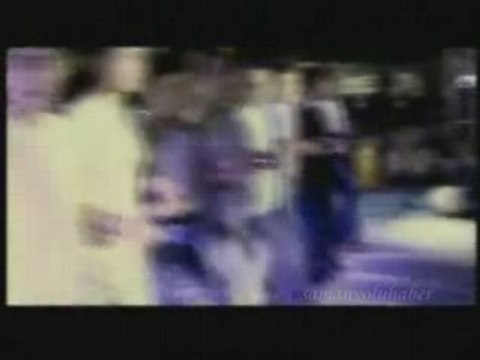 Uğur Işılak ve Albümleri - Madalyon