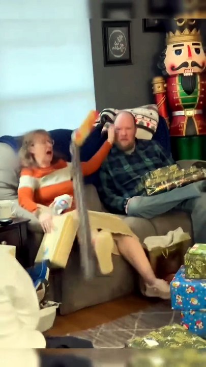Funny video _childs scared