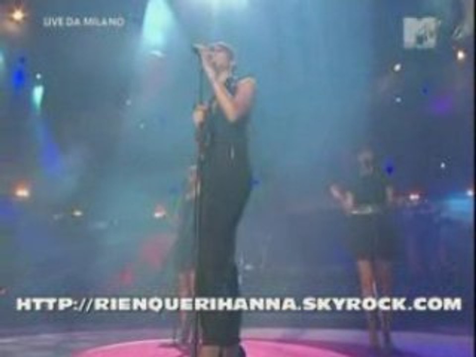 Rihanna - Take a Bow