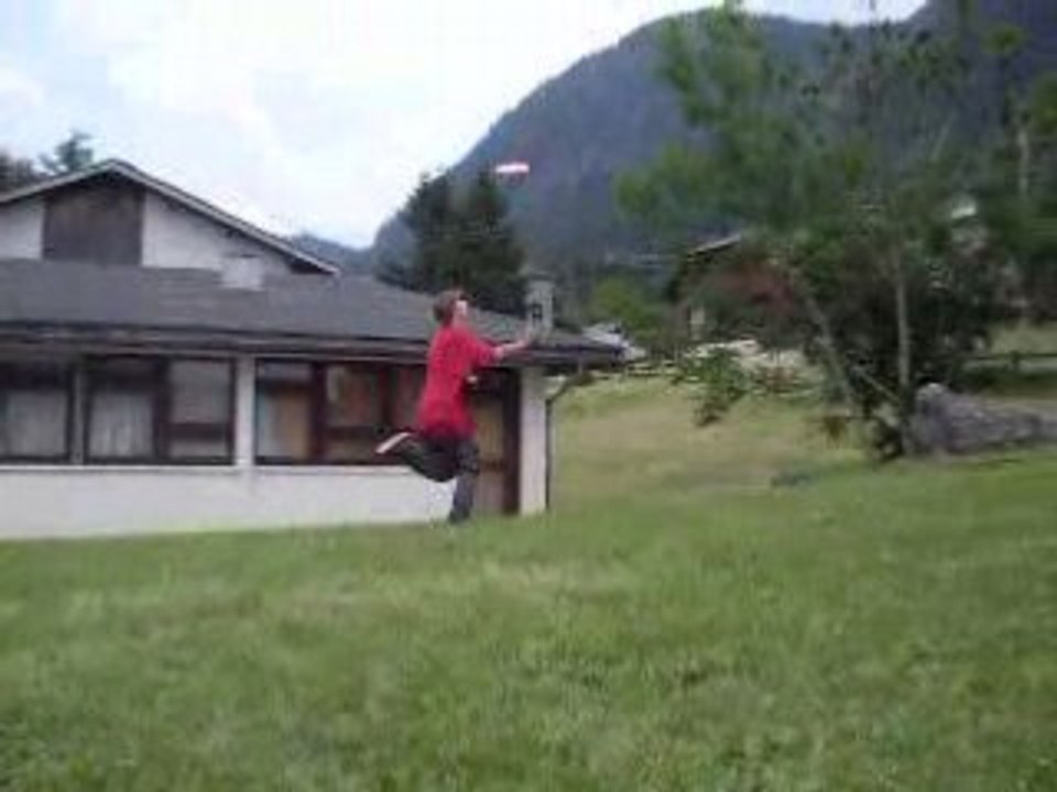 Clotto le poteau (encore)