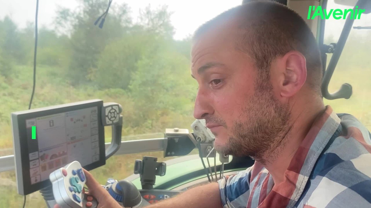 Les agriculteurs sur le front pour aider les po...