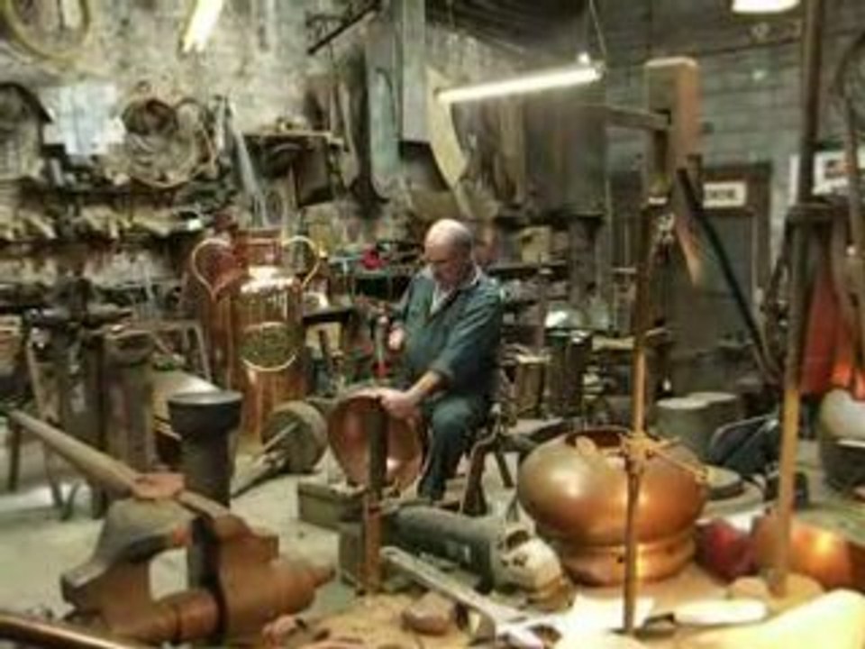 Normandie Bretagne Villedieu les poeles martelage