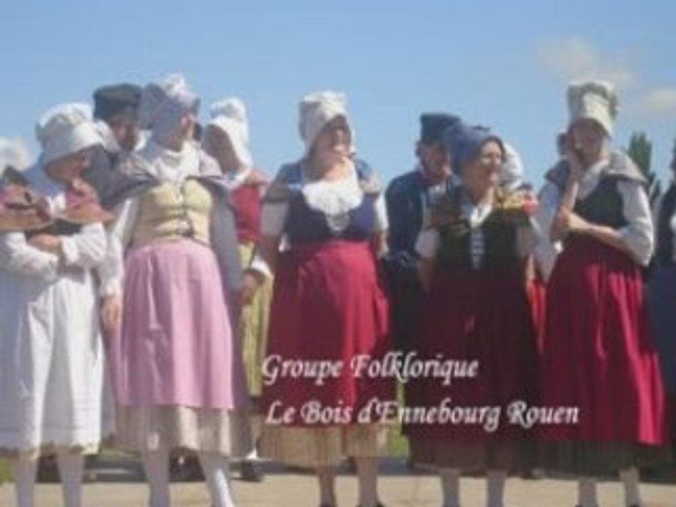 folklore normand orgue de barbarie et fanfare