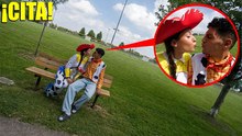 ¡Woody y Jessie de Toy Story tienen una cita! ¿Habrá beso entre ellos?