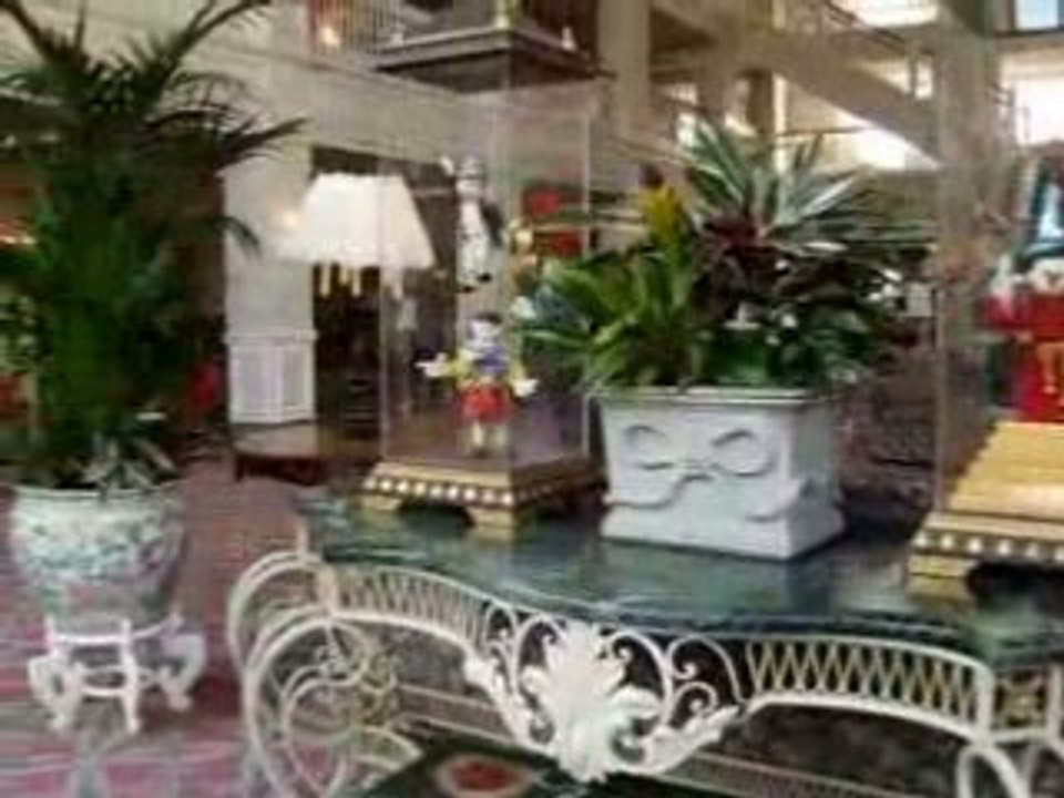 Disneyland Hotel lobby - Disneyland Resort Paris