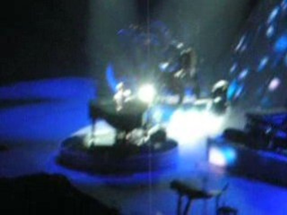 Alicia Keys "Fallin" Live Paris-Bercy As I Am tour 120708