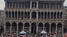 The Flower Carpet seen from the balcony of Brussels City Hall! 🌸🇧🇪