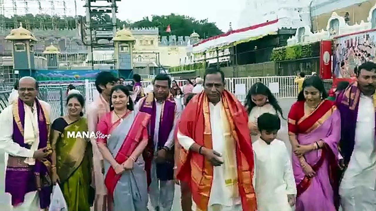 Telangana MLA Malla Reddy With Family Visuals @ Tirumala