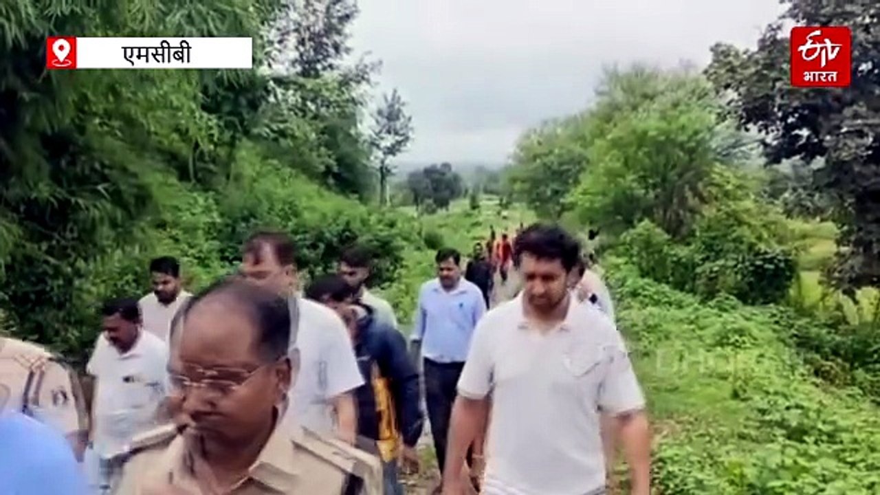 पोल्ट्री फार्म की दुर्गन्ध से ग्रामीण परेशान, न...