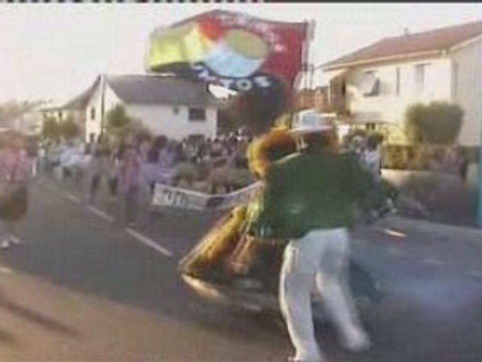 G.R.E.S. Tamos Juntos em Onet le Chatêau-França Junho 2008