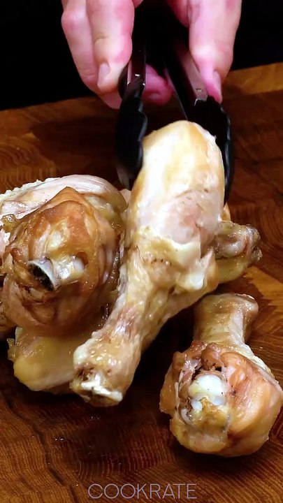 Des cuisses de poulet qui fondent dans la bouche, grâce à un secret tout simple !