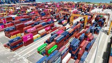 What are the 10 advantages of international trade ?