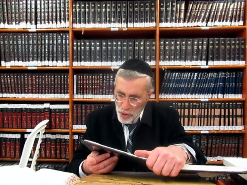 הרב יהושע ביבי -תשפ"ו -עמידה -שיעור מס' 097 - הבדל בין תפילת חול לר''ה לענין רי''ו בלבד והנפ''מ