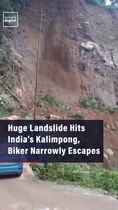 Huge Landslide Hits India’s Kalimpong, Biker Na...