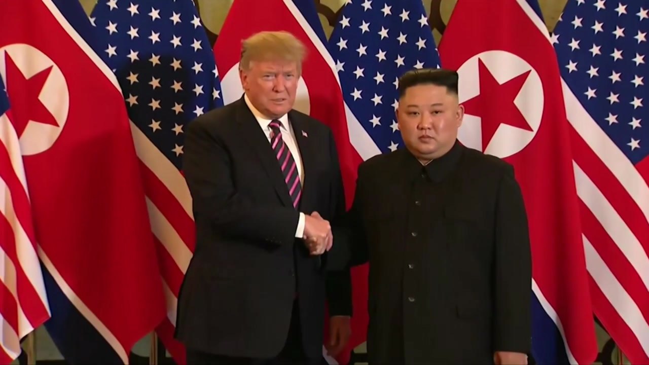 중국 관영지 "트럼프 한미훈련 축소 발언, 중간선거 염두" / YTN