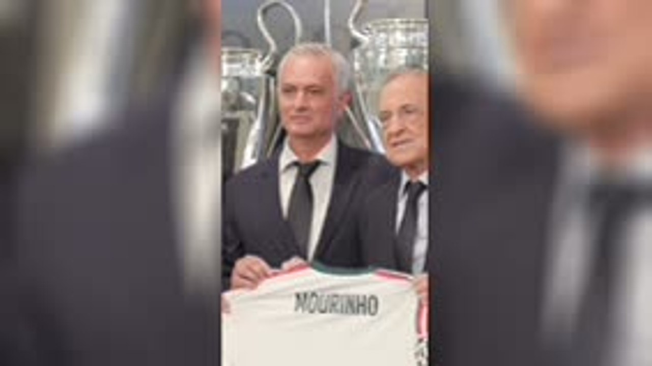 Real Madrid officially present Mourinho as head...