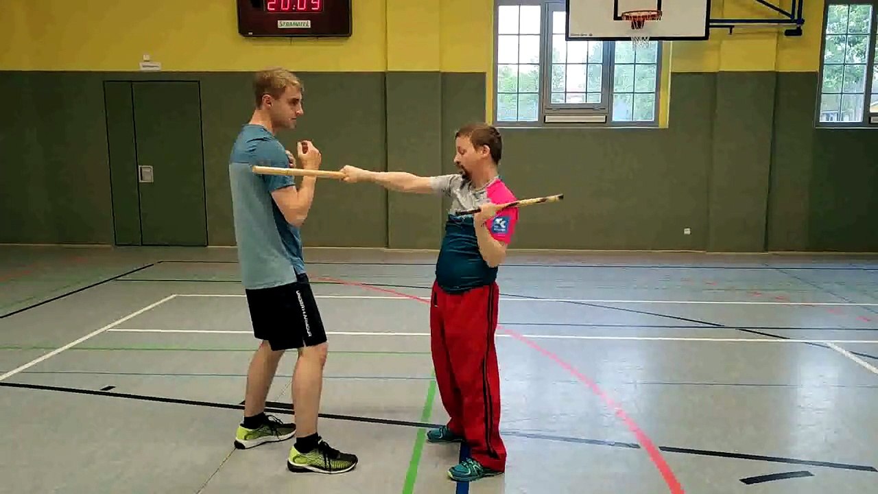 Modern 1-1 und Modern Drill hin-her mit Übergang durch Entwaffnung