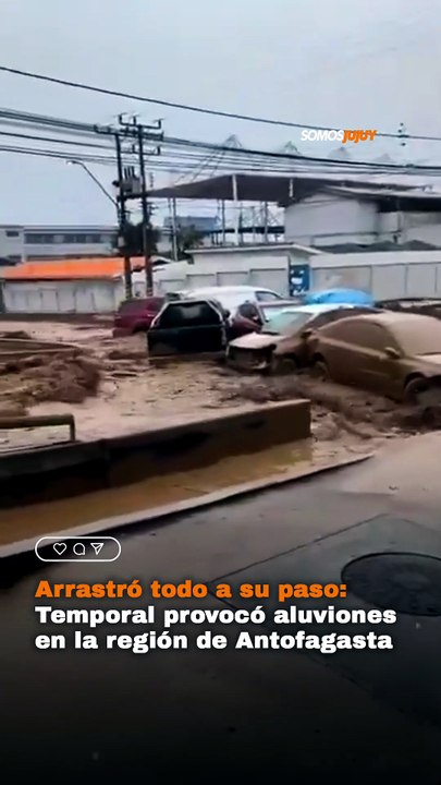 Aluvión arrastró grandes cantidades de agua