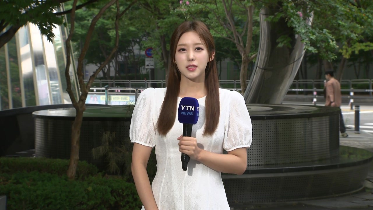 [날씨] 서울 등 대부분 '폭염주의보' 속 소나기...아침 남부 일부 비 / YTN