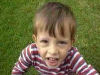 lucas 28 mois star du foot