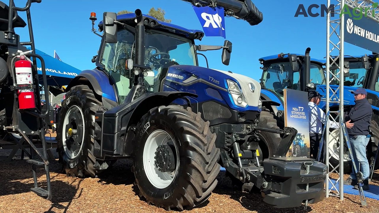 New Holland T7.225 Launch