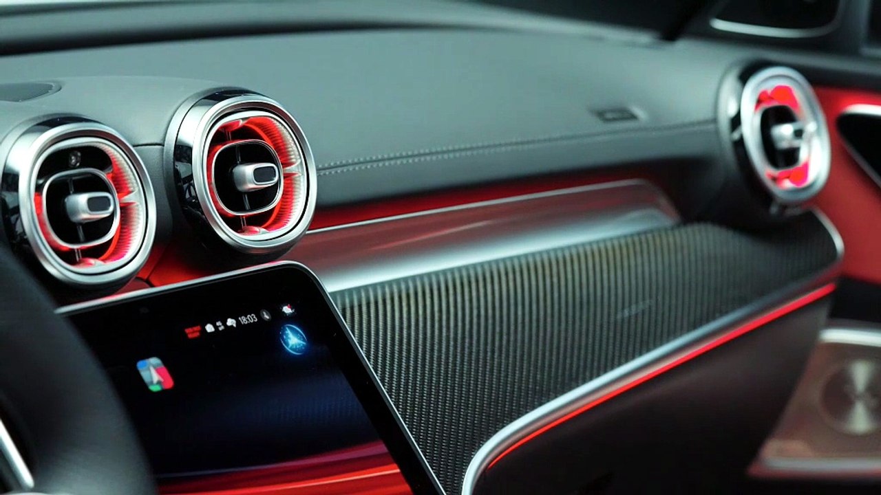 La Mercedes-Benz Classe C Berline reçoit une mi...