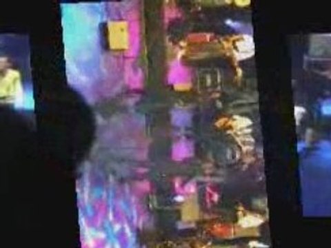 Zua Nga Bien King Kester Emeneya à l' Olympia