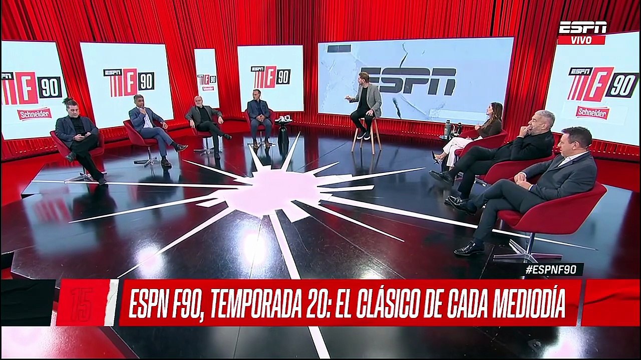 Latorre sobre los nuevos términos que se usan como "farmear aura"