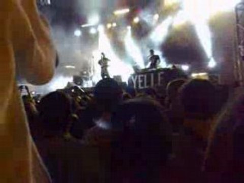 Yelle à Carcassonne || À cause des garçons