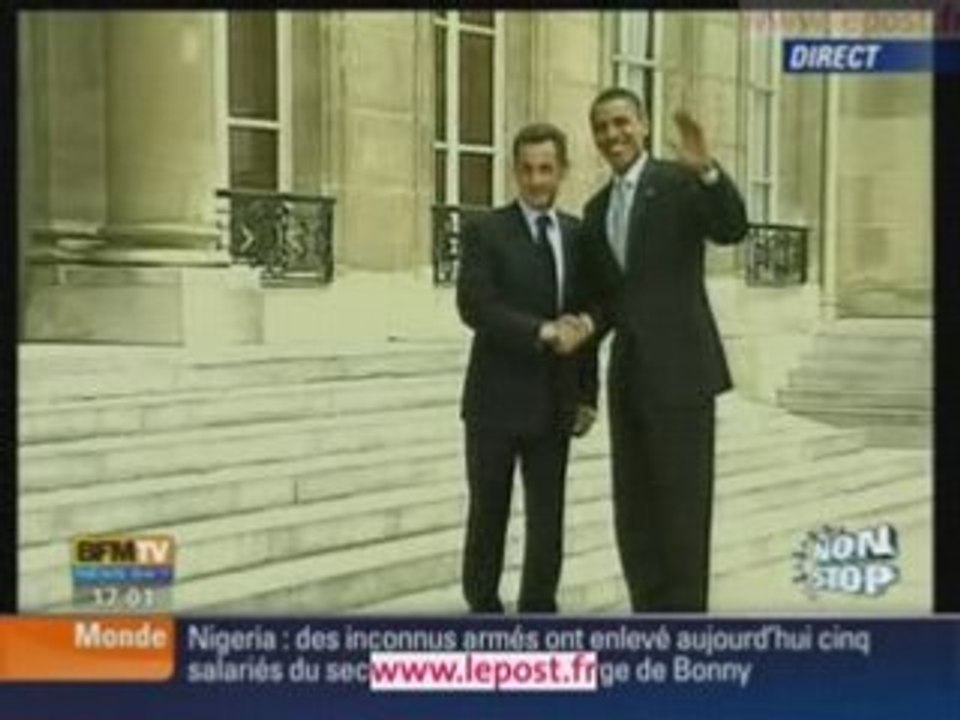 Obama arrive à l'Elysée