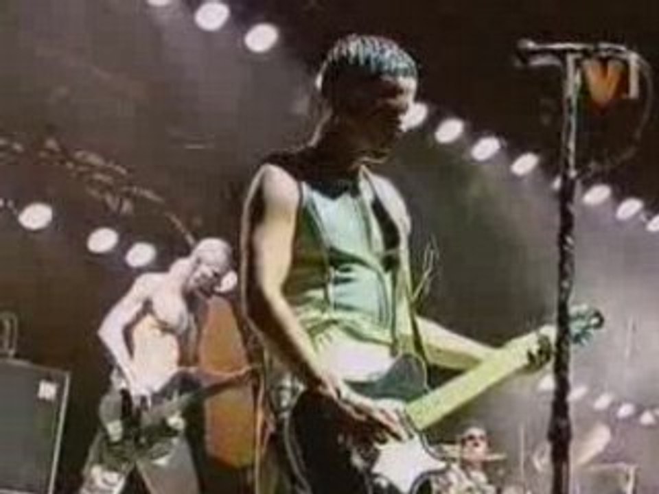 Rammstein - Links 2-3-4 (Live Sydney 2001)