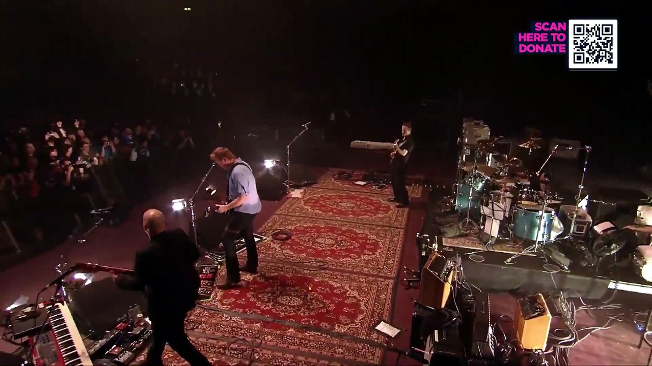 Drum Solo...Elephants - Them Crooked Vultures (...