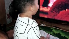 Mitan-aw sa TV si Isaiah