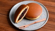 Authentic Japanese Dorayaki Recipe: Fluffy Red Bean Pancakes Just Like Japan!