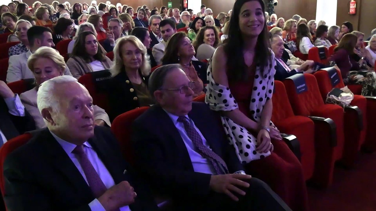 Curro Romero, ingresado de urgencia a los 92 años por neumonía en Sevilla