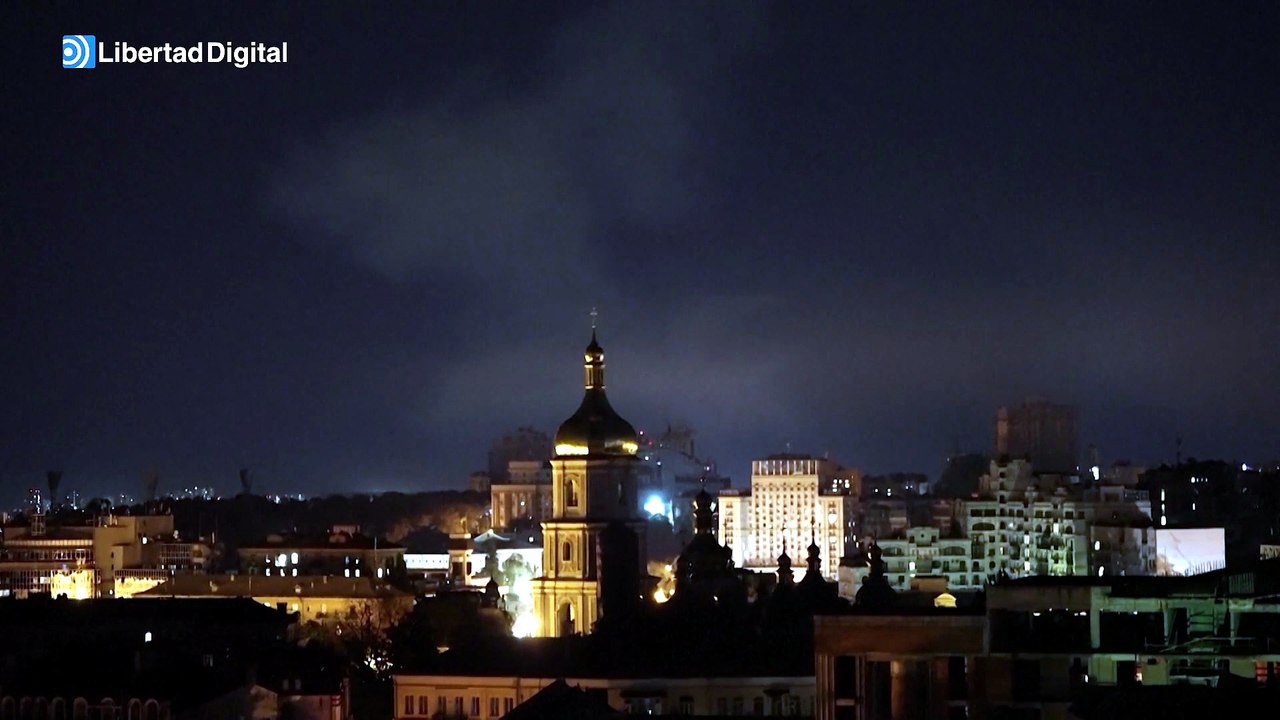 Noche de terror en Kiev tras un devastador bomb...
