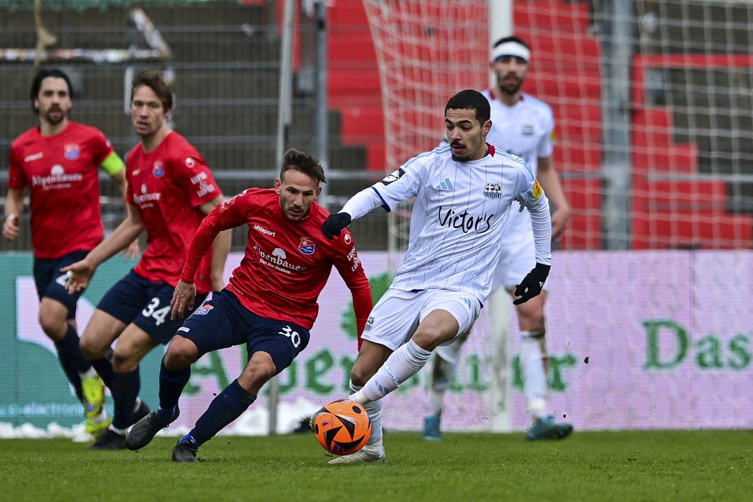 "Son parcours n'est pas l'autoroute" : Chafik Gourichy, "l'attraction" du Stade Lavallois de retour chez lui face à Metz