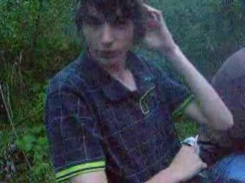 Danseur tecktonik qui se la péte
