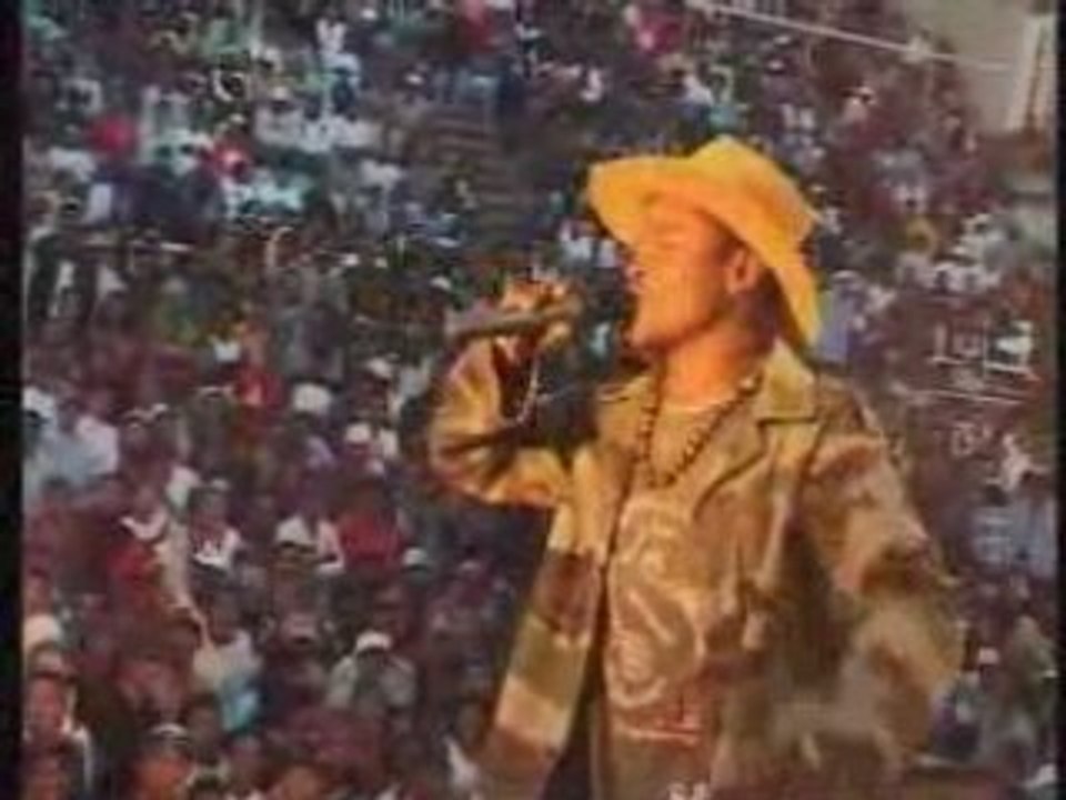 Rah ckiky  ( trano vato )