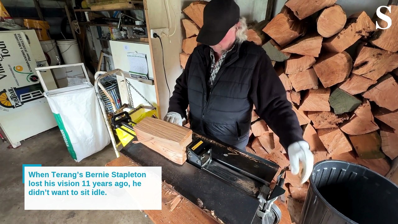 Blind wood splitter