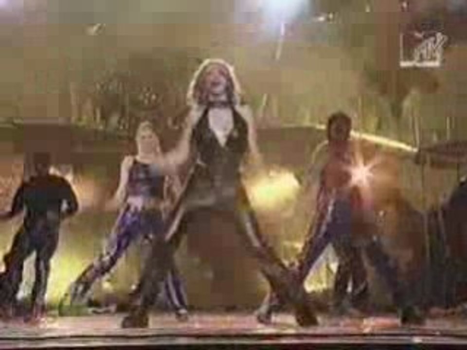 Britney Spears - Baby One More Time & Crazy [Live @ MTV]