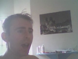 Wiwi égratigne "Beach baby"